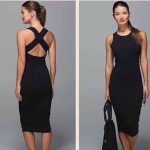 Lululemon “Picnic Play” dress w/built-in shelf bra